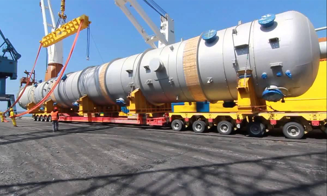 How Do Regulations Affect Heavy Lift Transportation in Saudi Arabia